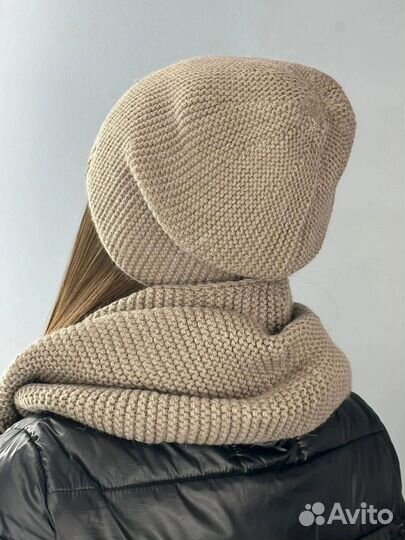 Женская Комплект шапка и хомут