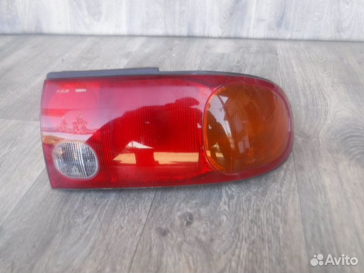 Фонарь правый №18 Mitsubishi Lancer 6 1992