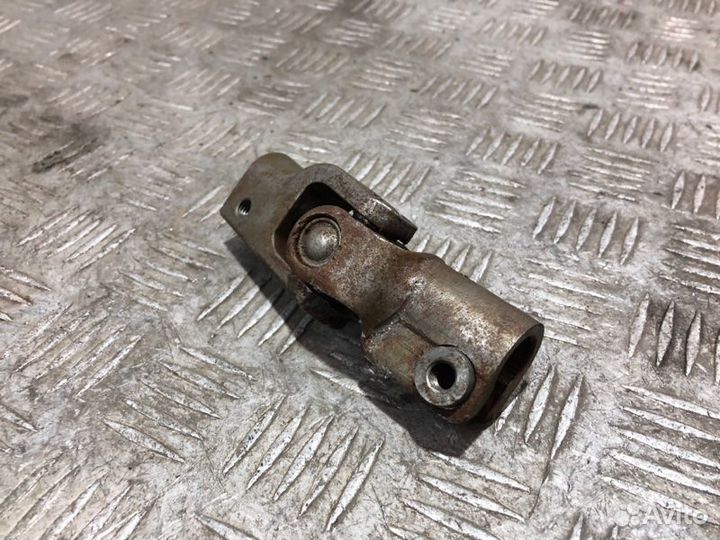 Карданчик рулевой Pontiac Vibe 1 1zzfe 2005