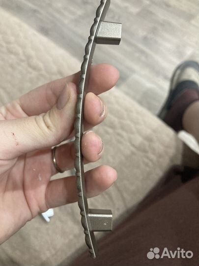 Ручки шкафные дверные пластиковые