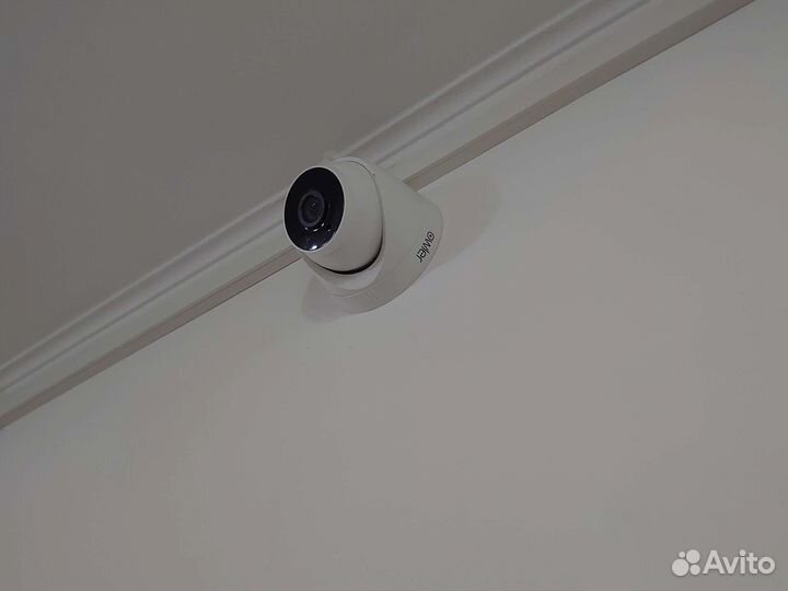 Камера видеонаблюдения купольная