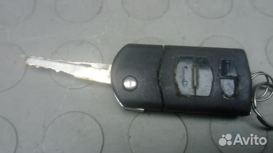 Замок зажигания mazda 6 2 (YEA18J101)