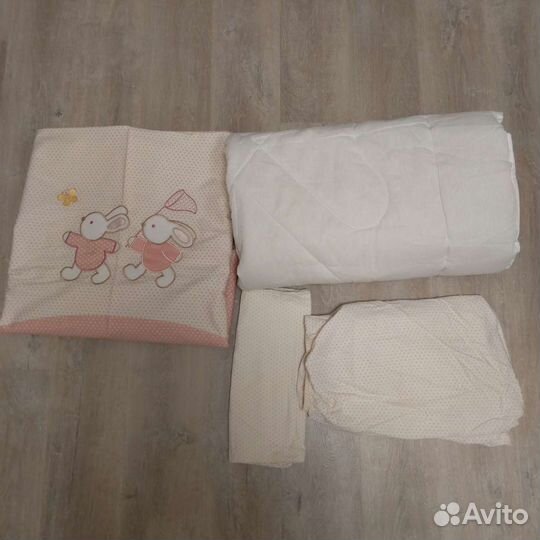 Комплект в кроватку