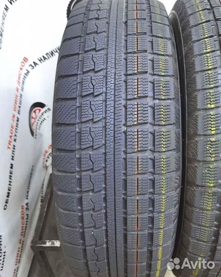 Toyo Winter Tranpath MK4a 215/65 R17 98Q