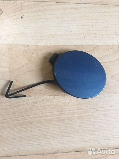 Заглушка буксировочного крюка Volkswagen Tiguan 1