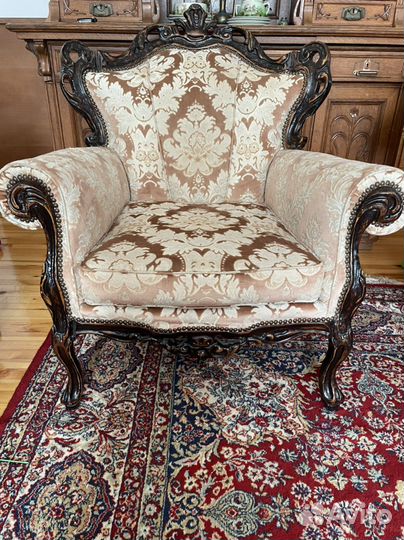 Диван и кресло румынские