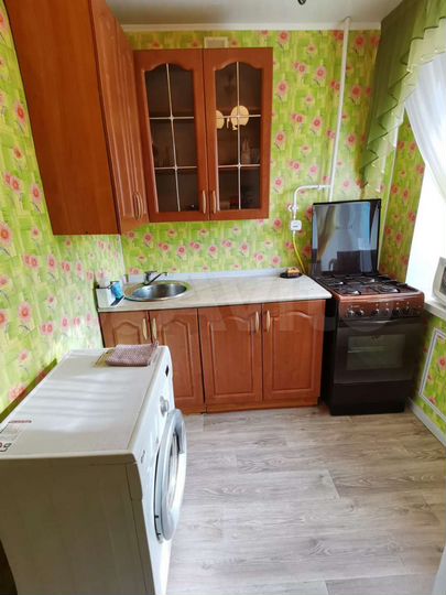 2-к. квартира, 50 м², 3/9 эт.