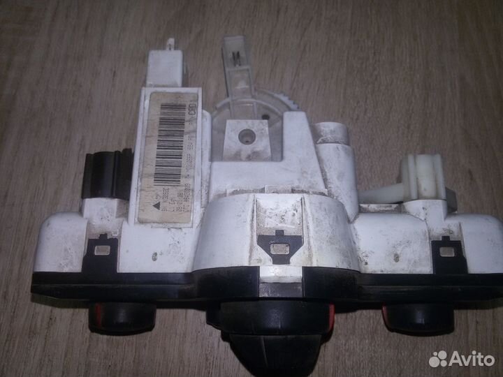 Блок управлением климатом Renault Megane