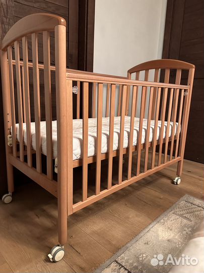 Кроватка детская на колесиках Papaloni