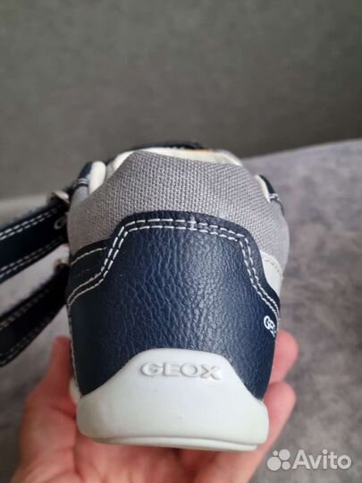 Кроссовки детские geox 22 размер
