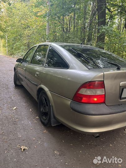 Opel Vectra 1.8 AT, 1996, 291 000 км