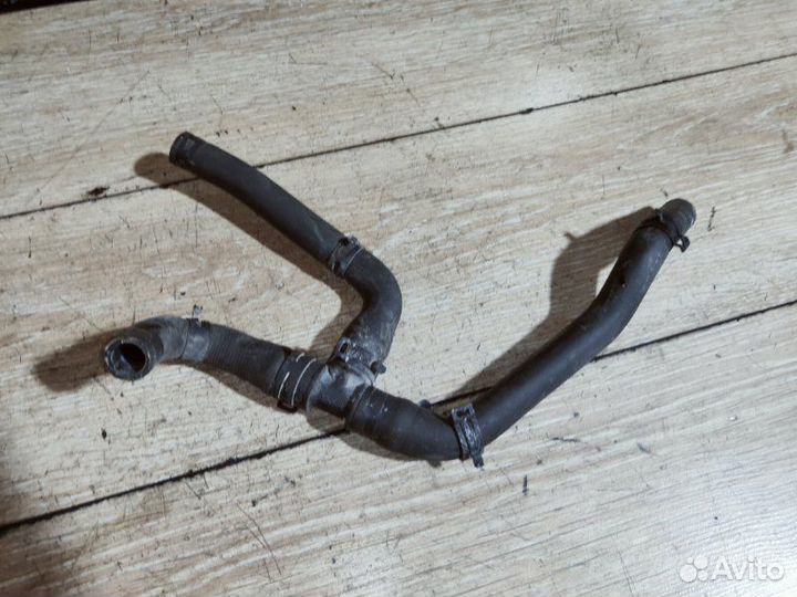 Трубопровод системы охлаждения Volkswagen Golf 5