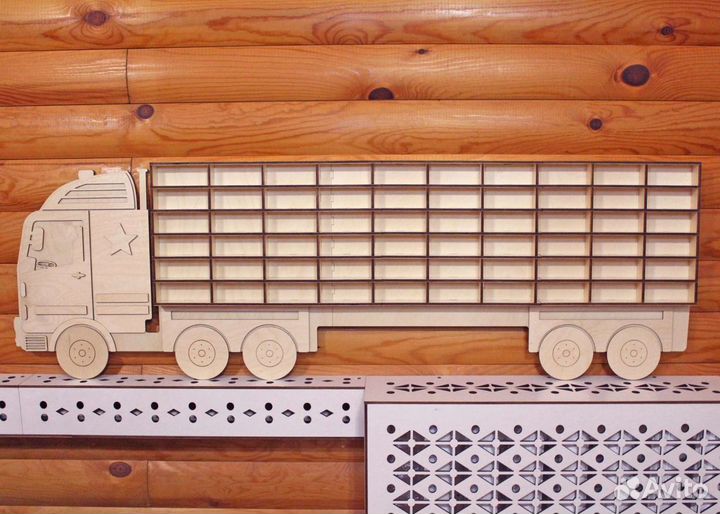 Стеллаж для машинок