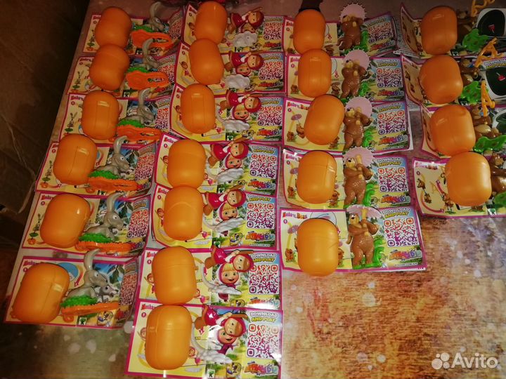 Киндер сюрприз игрушки Маша и медведь 2023