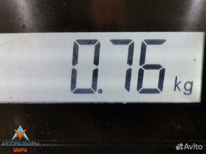 Форсунка Volkswagen Bora 2002 038130073AG