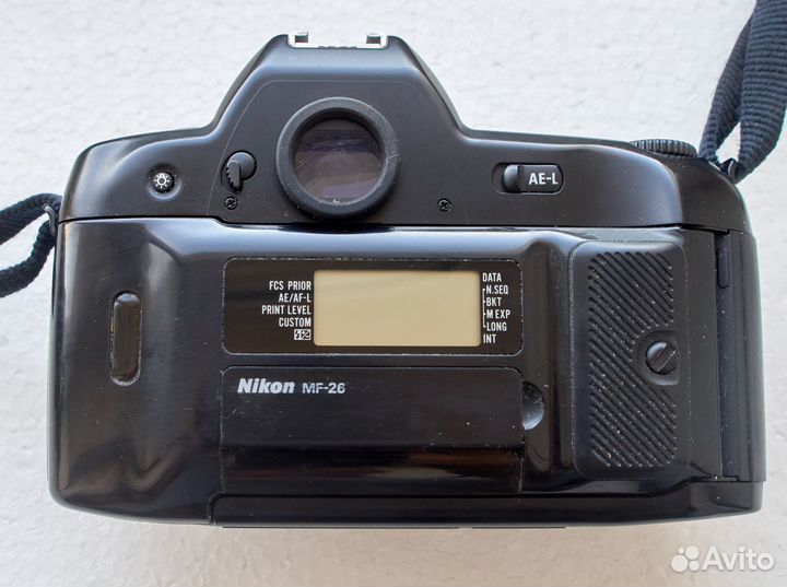 Nikon F90 c MF-26