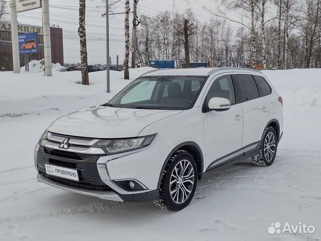 Mitsubishi Outlander 2.4 CVT, 2016, 220 764 км