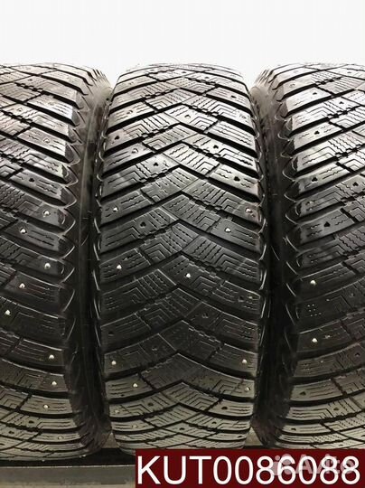 Goodyear UltraGrip Ice Arctic SUV 225/65 R17 99R