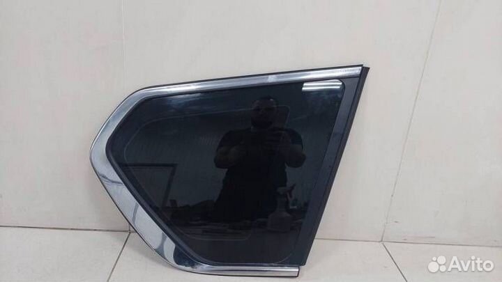 Стекло кузовное глухое правое Haval H6 2014