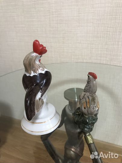 Статуэтки фарфоровые петухов офз