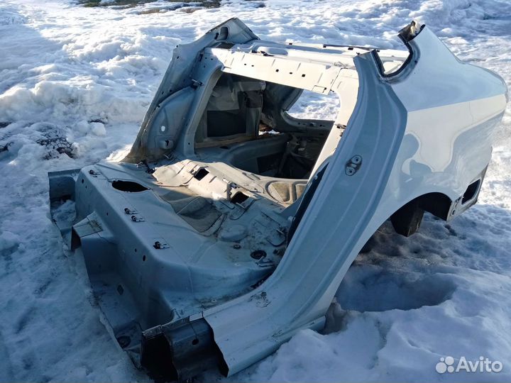 Четверть левая, от фольксваген поло 2014 года