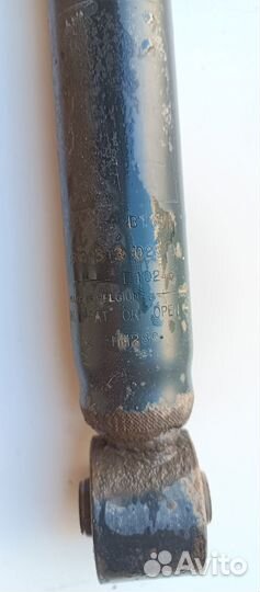 Стойка амортизатора задняя/передняя skoda rapid