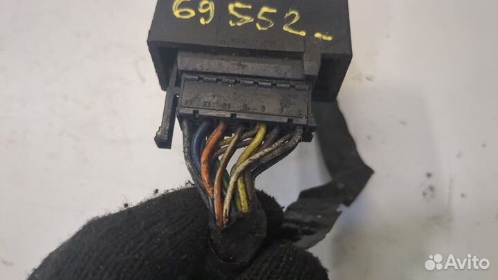 Реле бензонасоса Chrysler Voyager, 2000