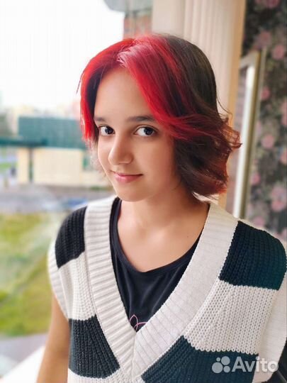 Стрижка и окрашивание волос