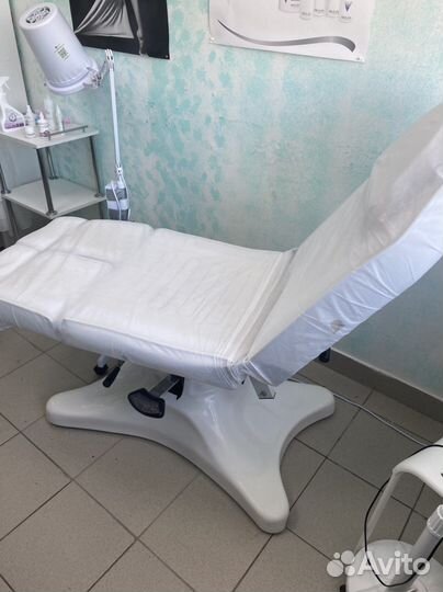 Кресло педикюрное на гидравлике б/у