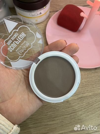 Скульптор estrade