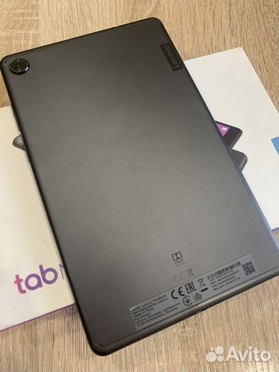 Планшет Lenovo tab M8