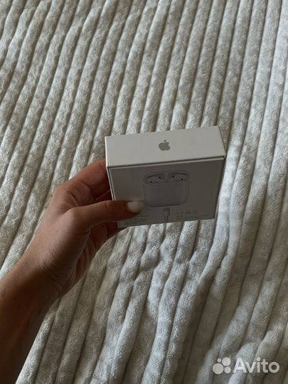 Коробка от airpods