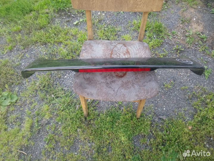 Спойлер верхний калдина 215 кузов