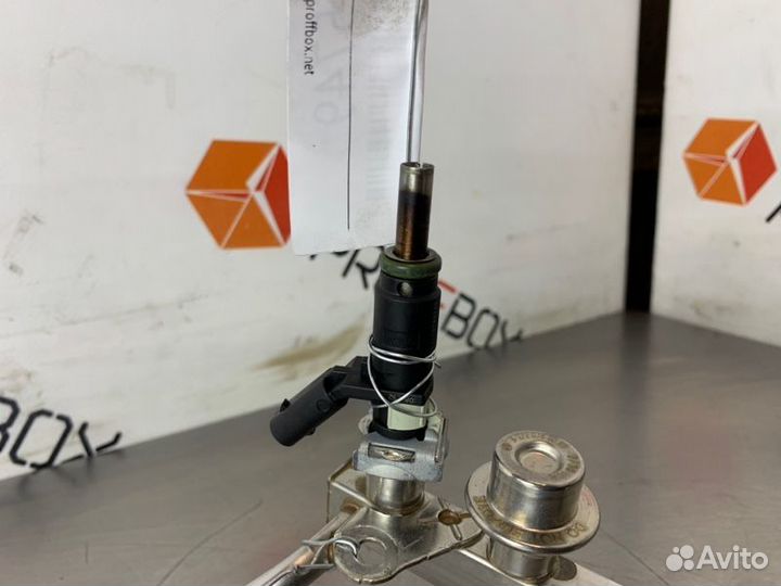 Форсунка Mercedes C-Class W204 M272 2.5I 2009