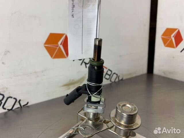 Форсунка Mercedes C-Class W204 M272 2.5I 2009