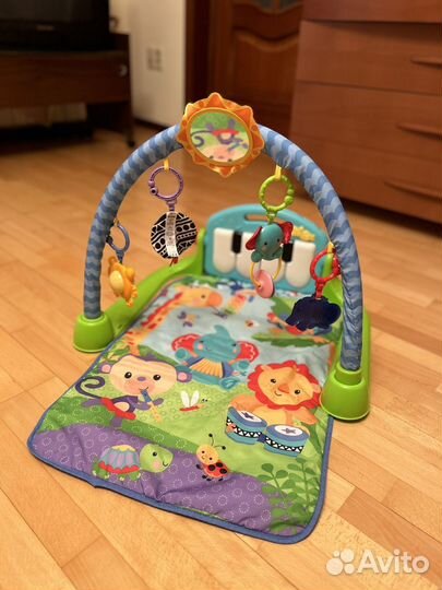 Развивающий коврик fisher price с пианино