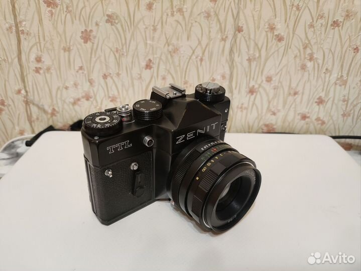 Плёночный фотоаппарат Zenit TTL