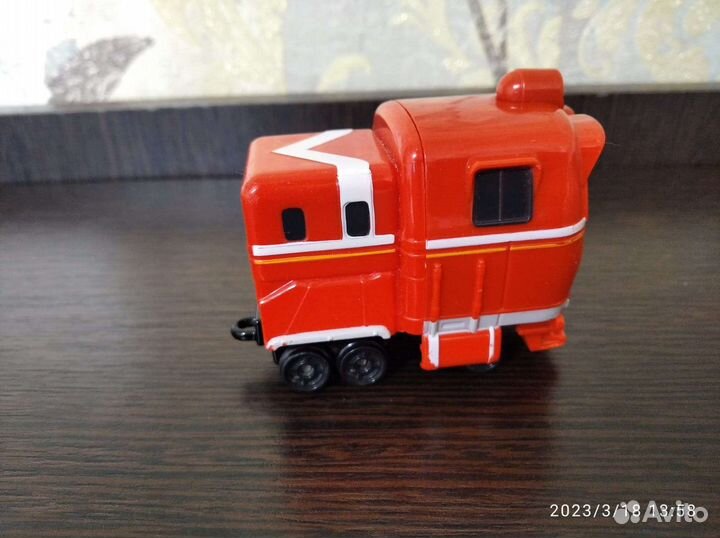 Роботы поезда, Альф