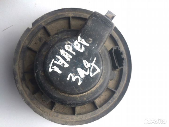 Моторчик печки задний Volkswagen Touareg