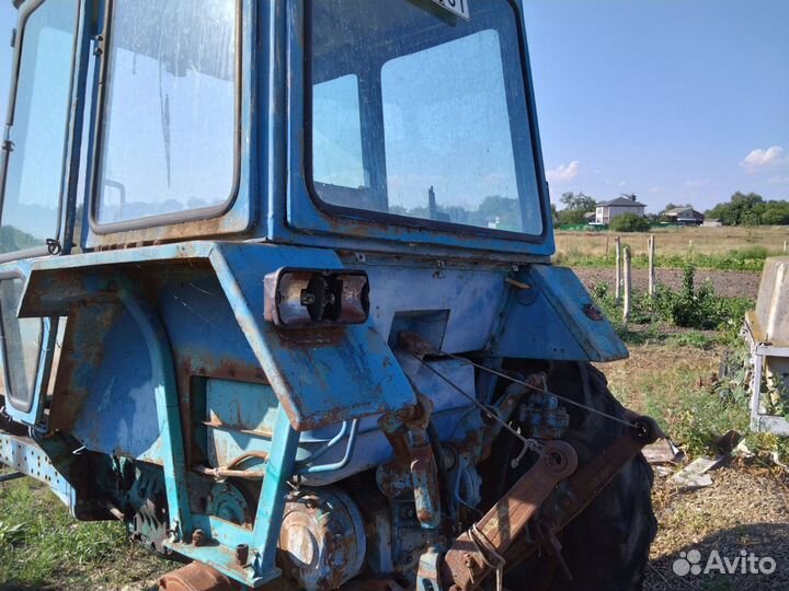 Кабина на трактор юмз