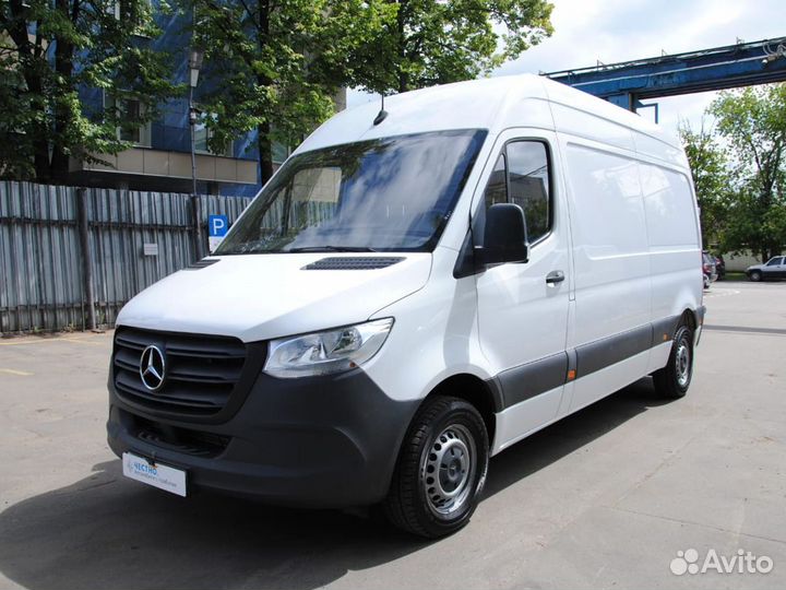 Mercedes-Benz Sprinter цельнометаллический, 2019