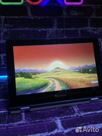 Ноутбук Lenovo Yoga (сенсорный)