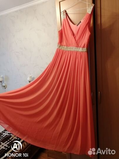 Платье вечернее