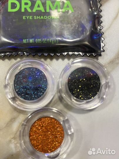 Тени для век H&M