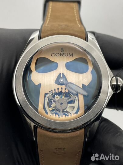Часы Corum Bubble Skull 41mm
