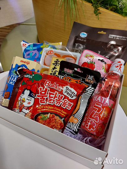 Азиатские сладости, подарочный набор