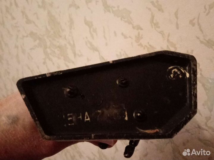 Гена и чебурашка статуэтка. Похоже на Касли