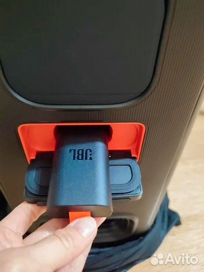 Jbl partybox club 120