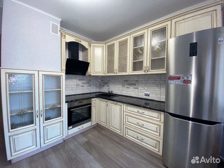 Кухонный гарнитур в классическом стиле