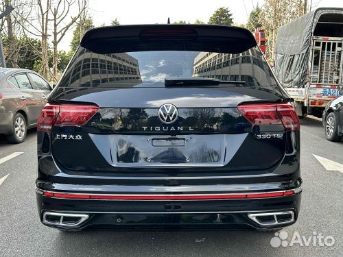 Volkswagen Tiguan L 2.0 AMT, 2021, 43 850 км